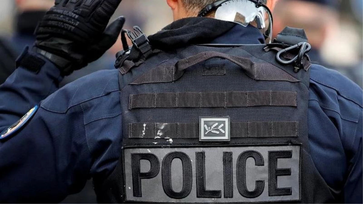 Lyon yakınlarındaki Villeurbanne\'da bıçaklı saldırı: 1 ölü 9 yaralı