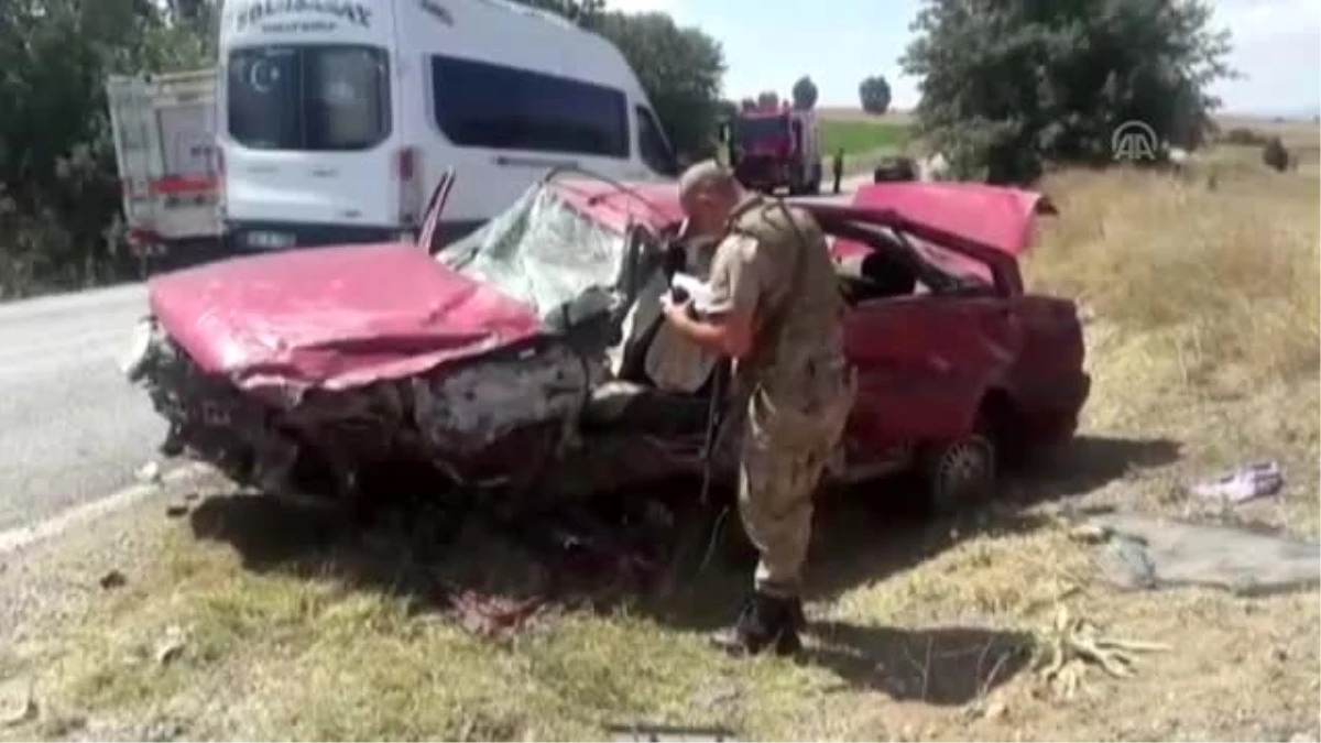 Tokat\'ta iki otomobil çarpıştı: 7 yaralı