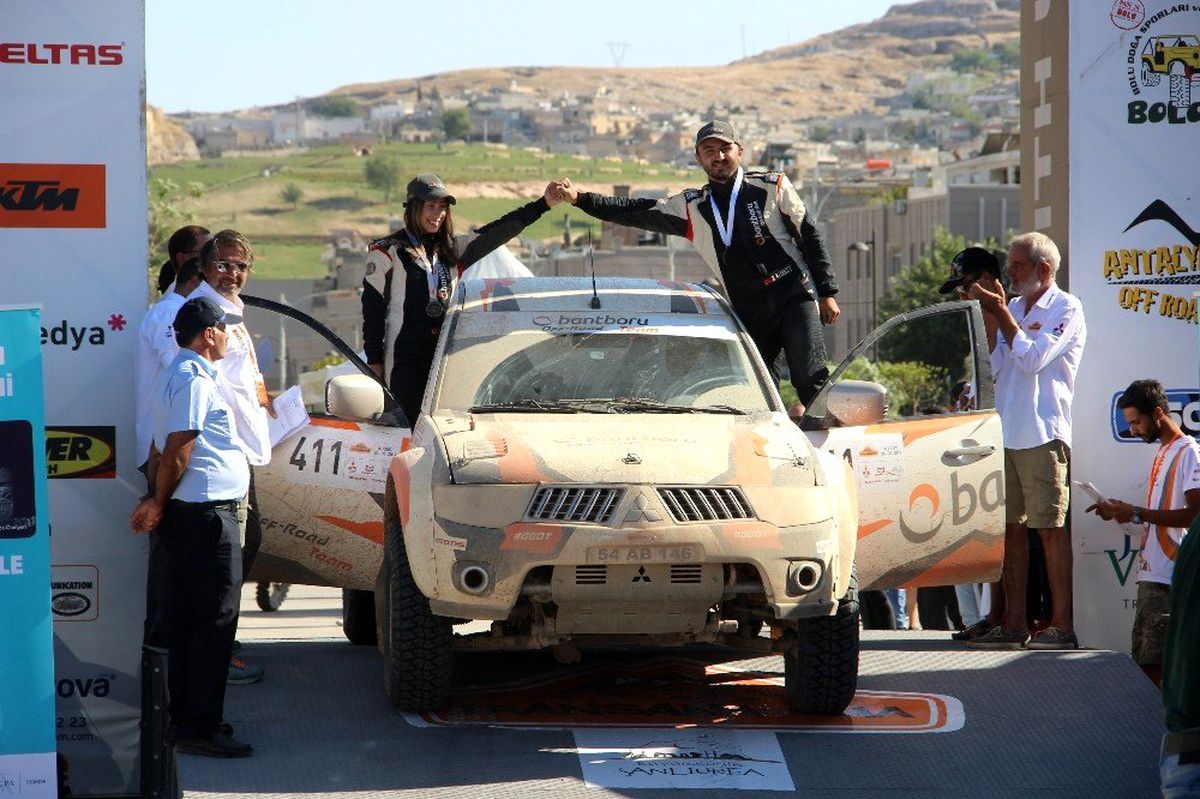 Türkiye\'nin ilk ve tek Rally Raid yarışı Şanlıurfa\'da son buldu