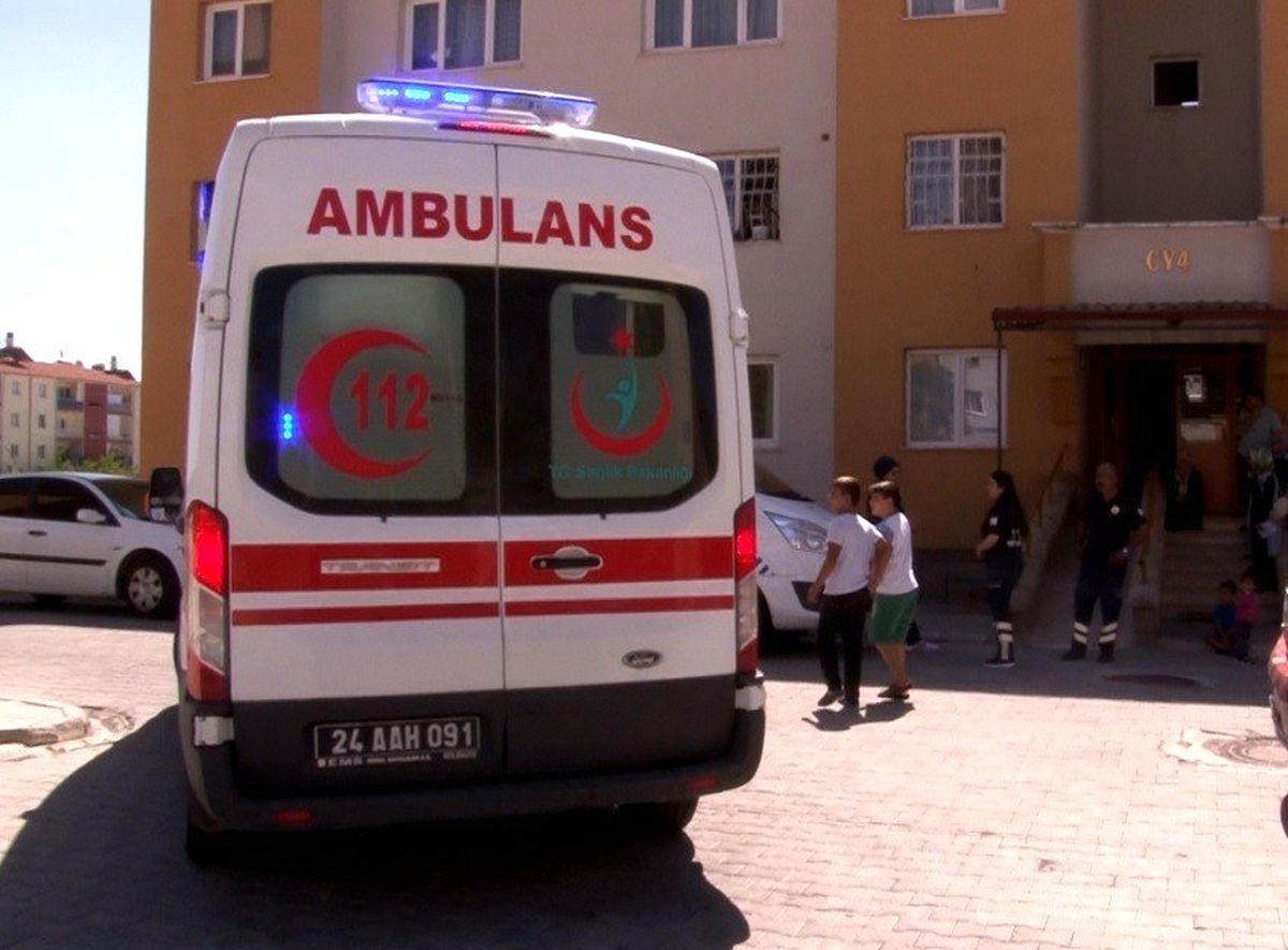 Yalnız yaşayan adam evinde ölü bulundu