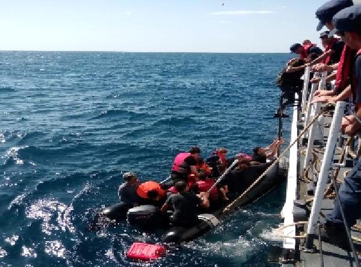 Edirne\'de lastik botlarda 59 kaçak göçmen yakalandı