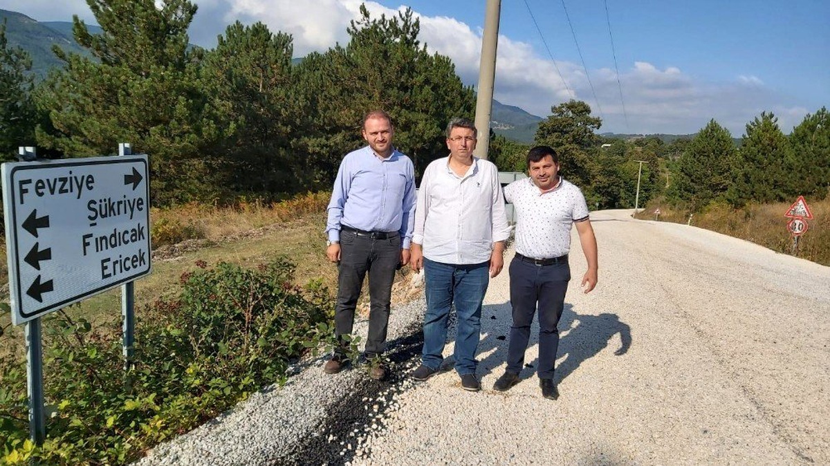 Gemlik\'te köy yollarına Büyükşehir\'den soğuk asfalt