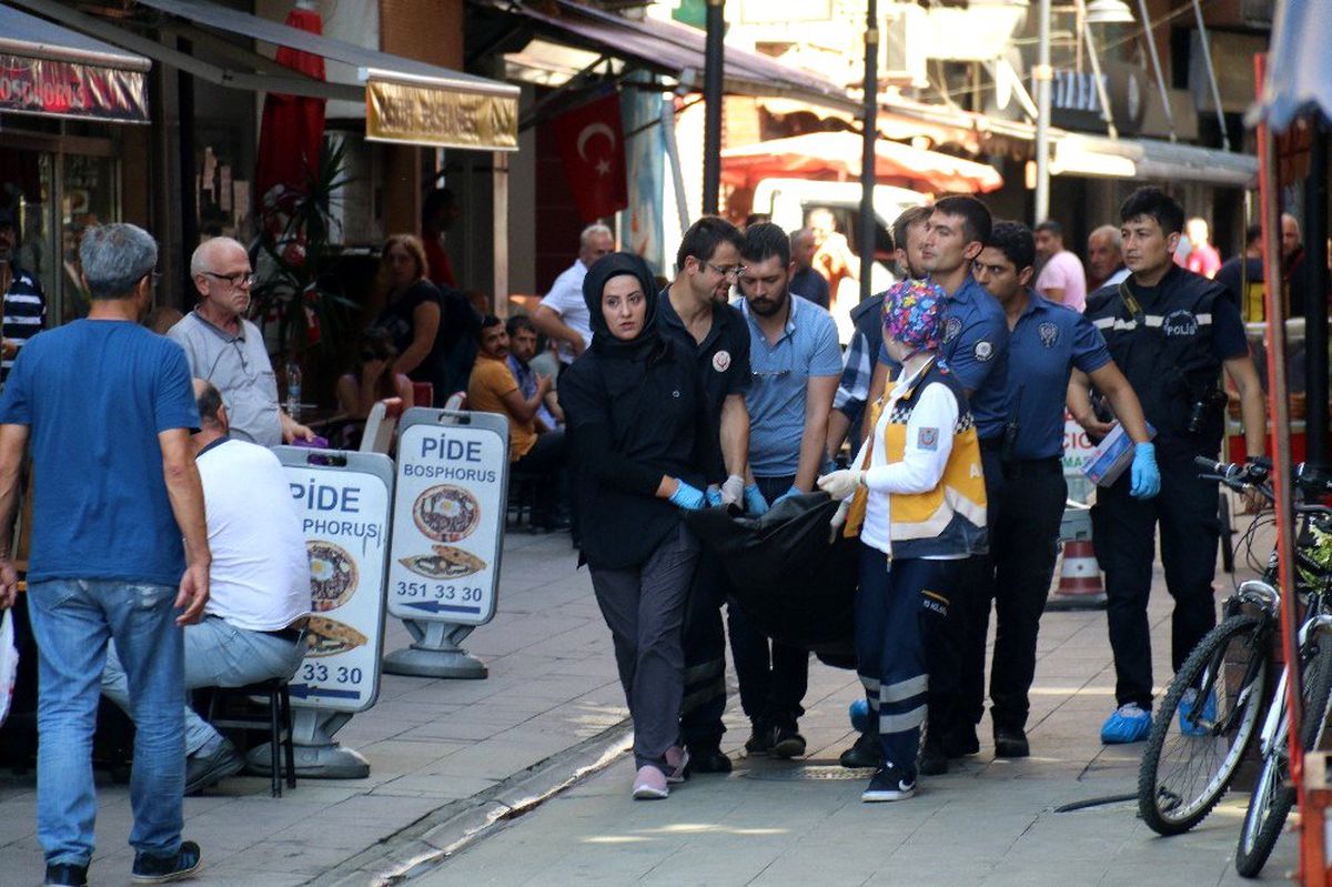 Gürcistan uyruklu kadın evde ölü bulundu