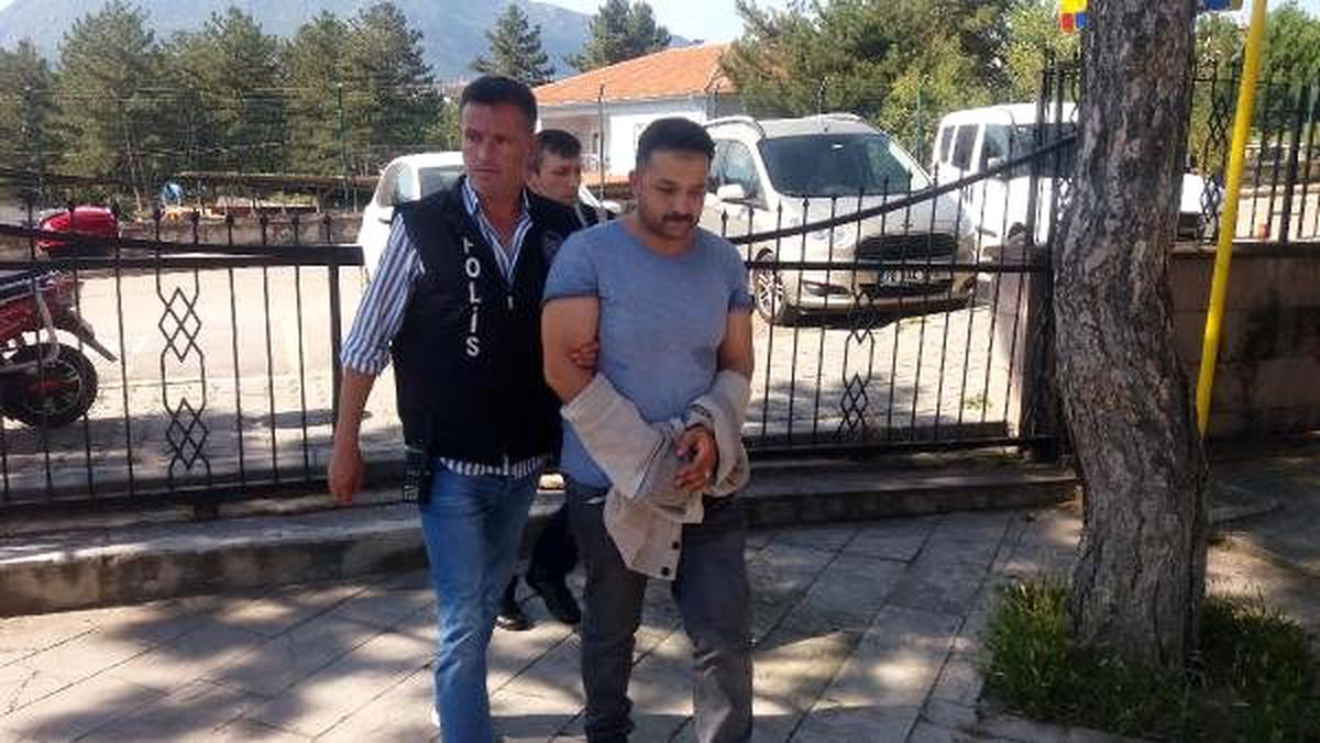 Kına gecesinde maganda kurşunuyla vuruldu, hastanede öldü (2)