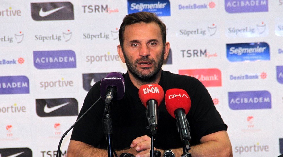 Okan Buruk: "Bu kritik günü kazanarak geçtiğimiz için oyuncularıma teşekkür ederim"