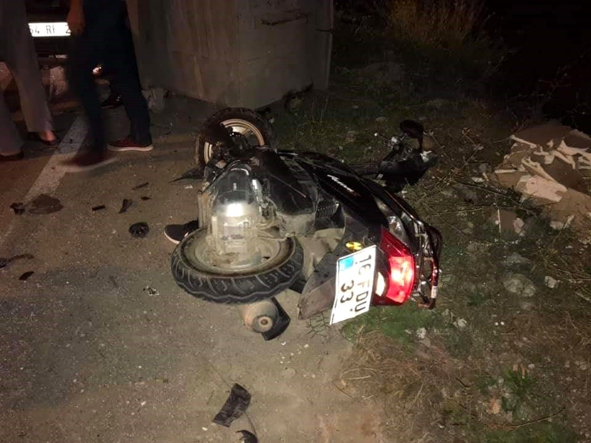 (Özel) Bebek bekleyen genç adam, geçirdiği kazanın ardından ölüm kalım mücadelesi veriyor