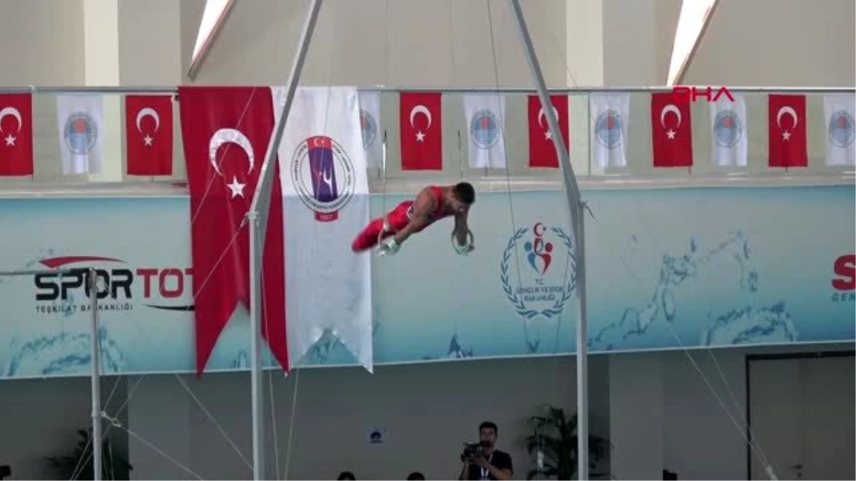 Spor artistik cimnastik dünya kupası\'nda şampiyon türkiye