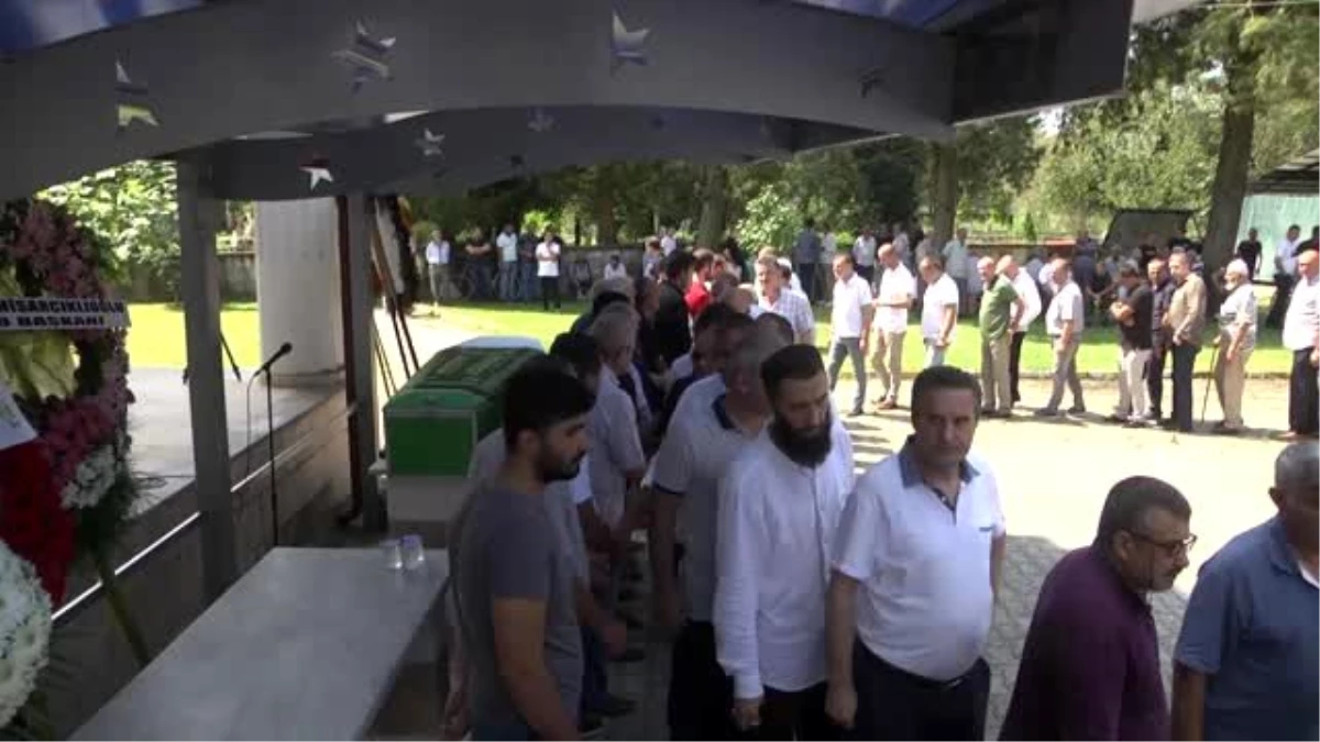 Ticaret Borsası Başkan Yardımcısı Ahmet Erkan\'ın cenazesi toprağa verildi