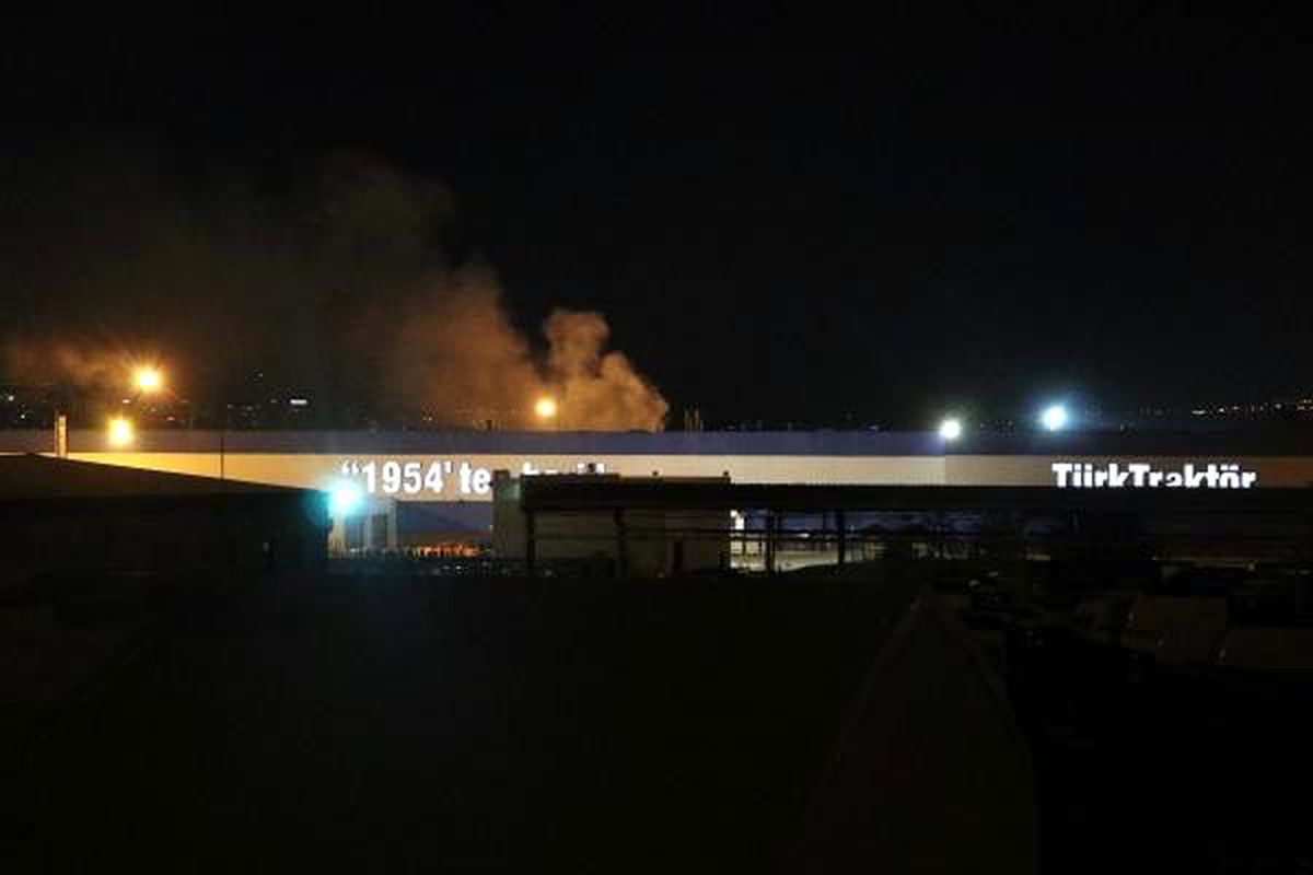 Ankara\'da traktör fabrikasında yangın