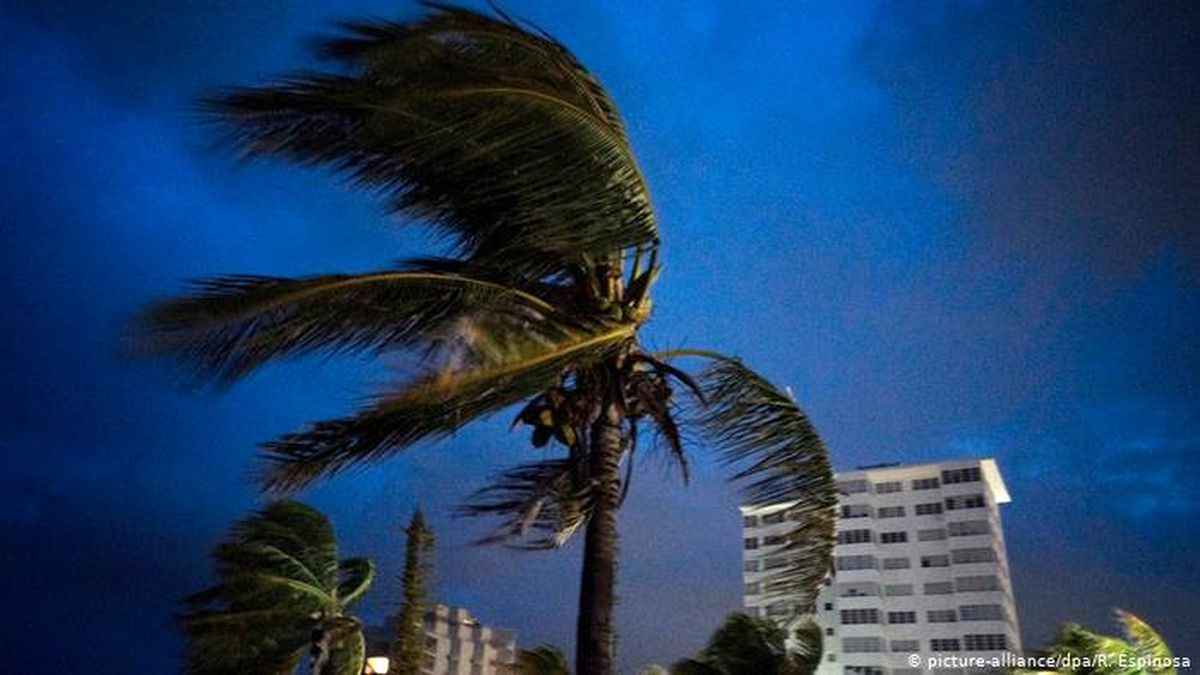Bahamalar Dorian Kasırgası\'na teslim