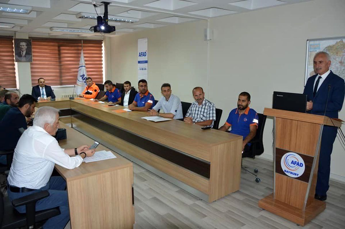 Bayburt AFAD İl Müdürü Adil Arslan: "İlimizde yaşanan afetler arasında en çok can kaybı çığ...