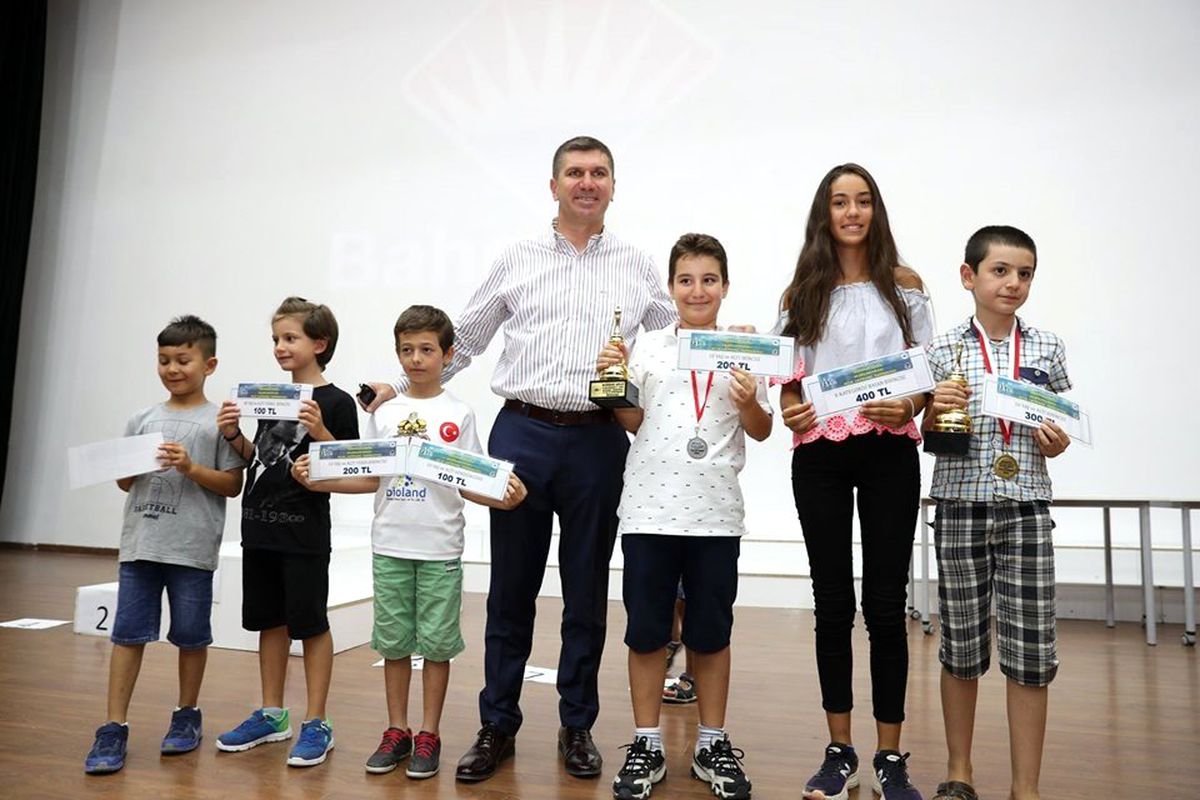 Burdur Gölü Uluslararası 5. Açık Satranç Turnuvası sona erdi.