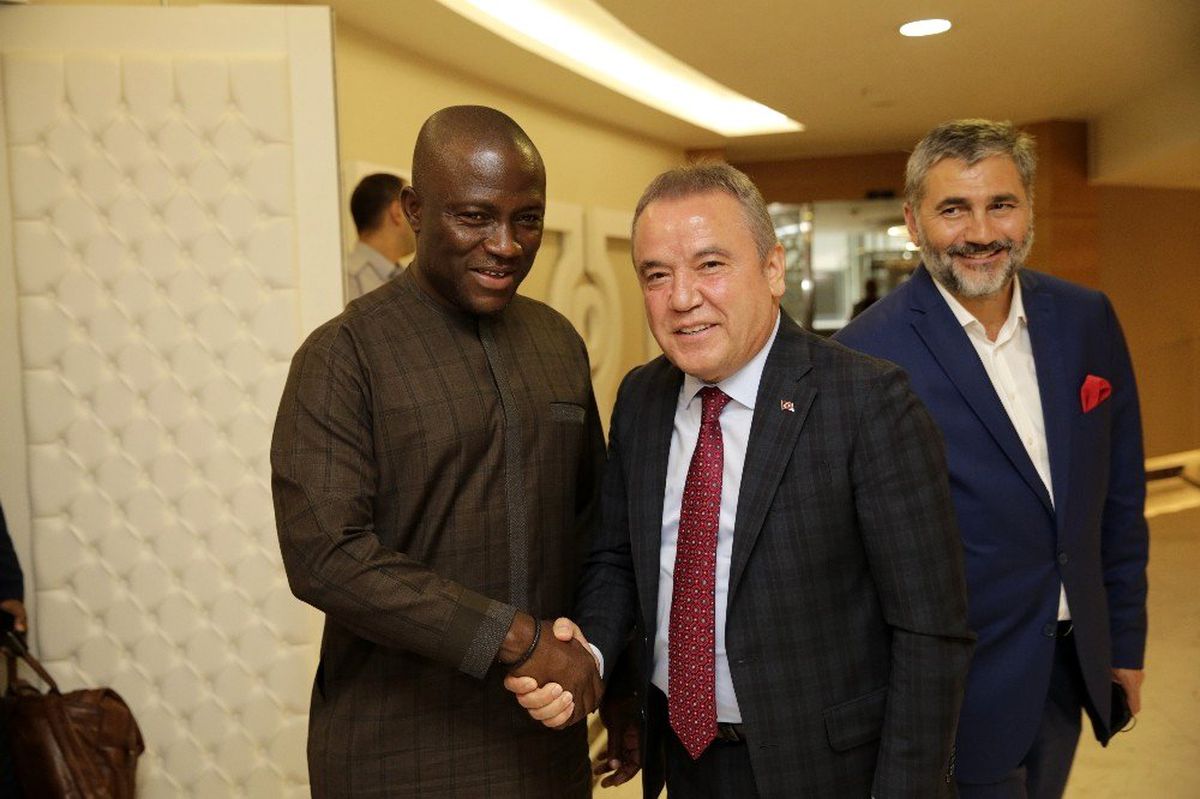 Büyükşehir\'in Afrikalı konukları