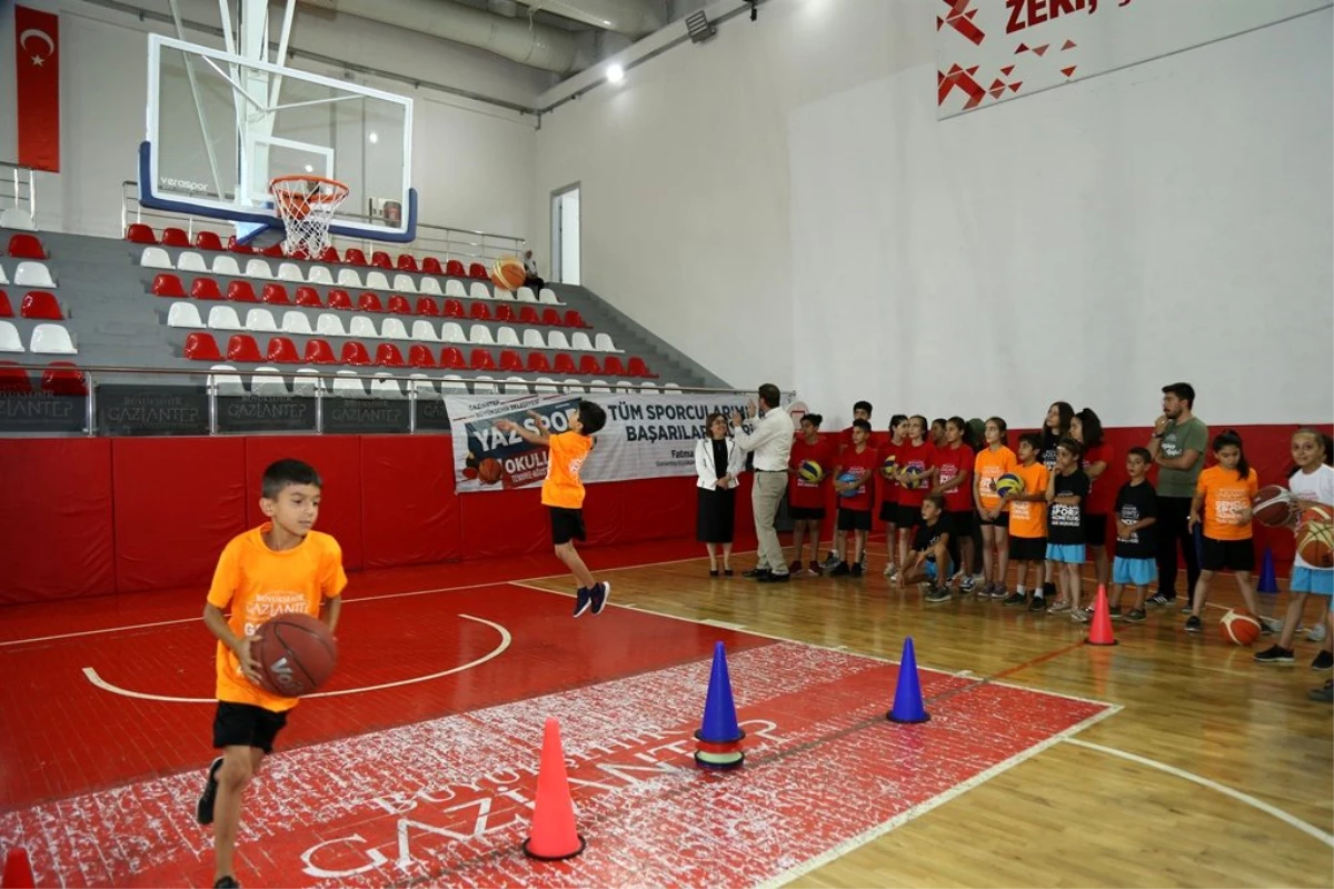 Büyükşehir\'in yaz okullarına 10 bin 700 sporcu adayı katıldı