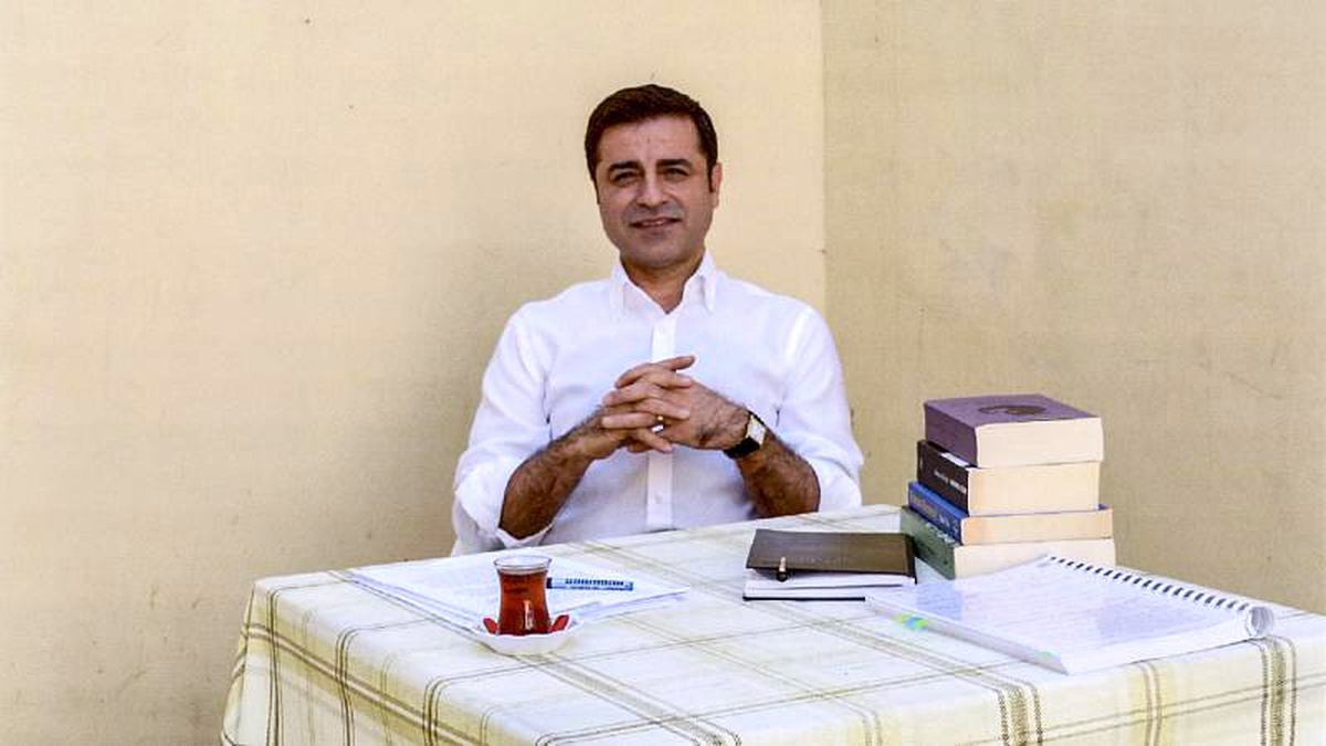 Selahattin Demirtaş hakkında adli kontrol şartıyla tahliye kararı