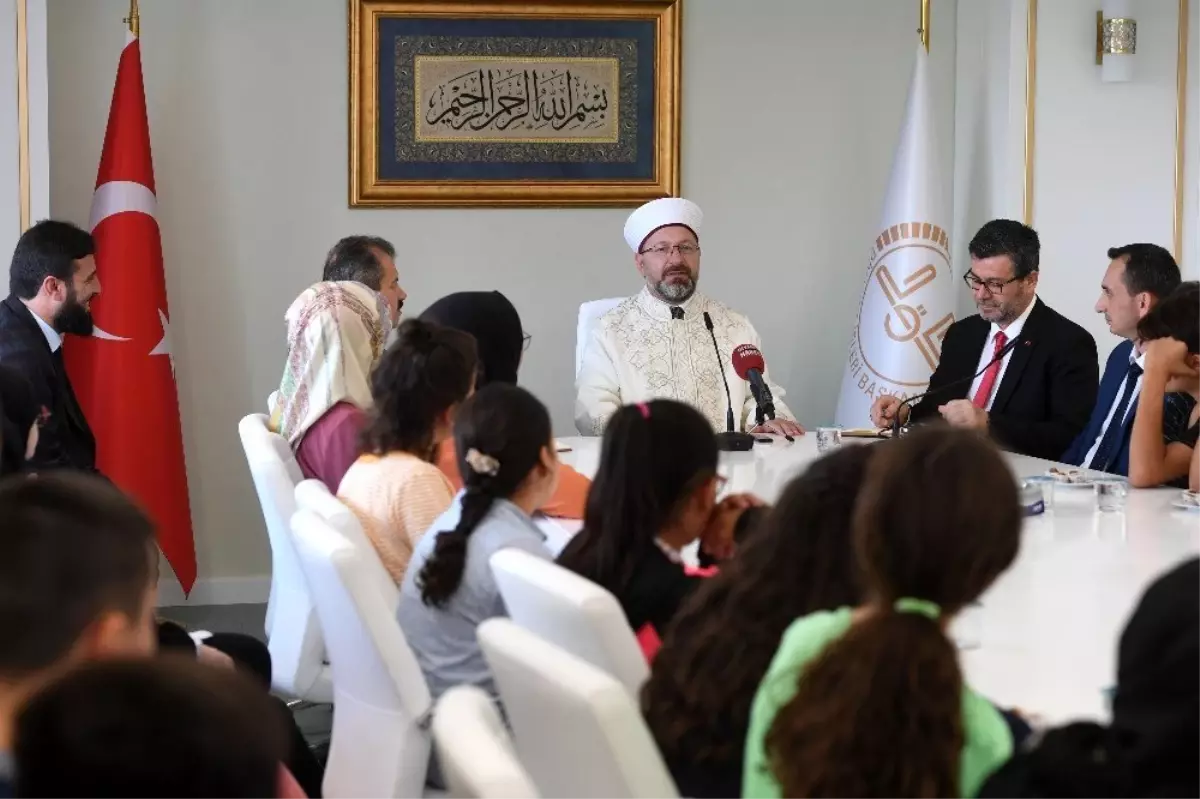 Diyanet İşleri Başkanı Erbaş: "İslam, güzel ahlakı dünyaya yaymayı emreder"