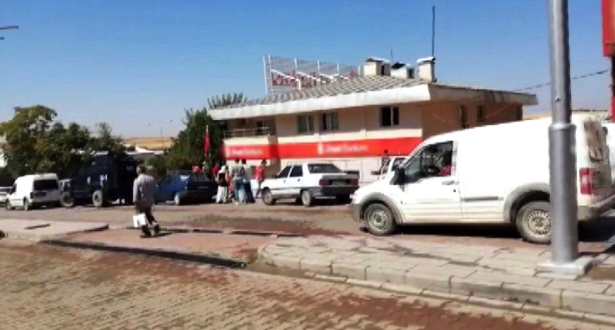 Diyarbakır\'da silahlı saldırı: 1 ağır yaralı