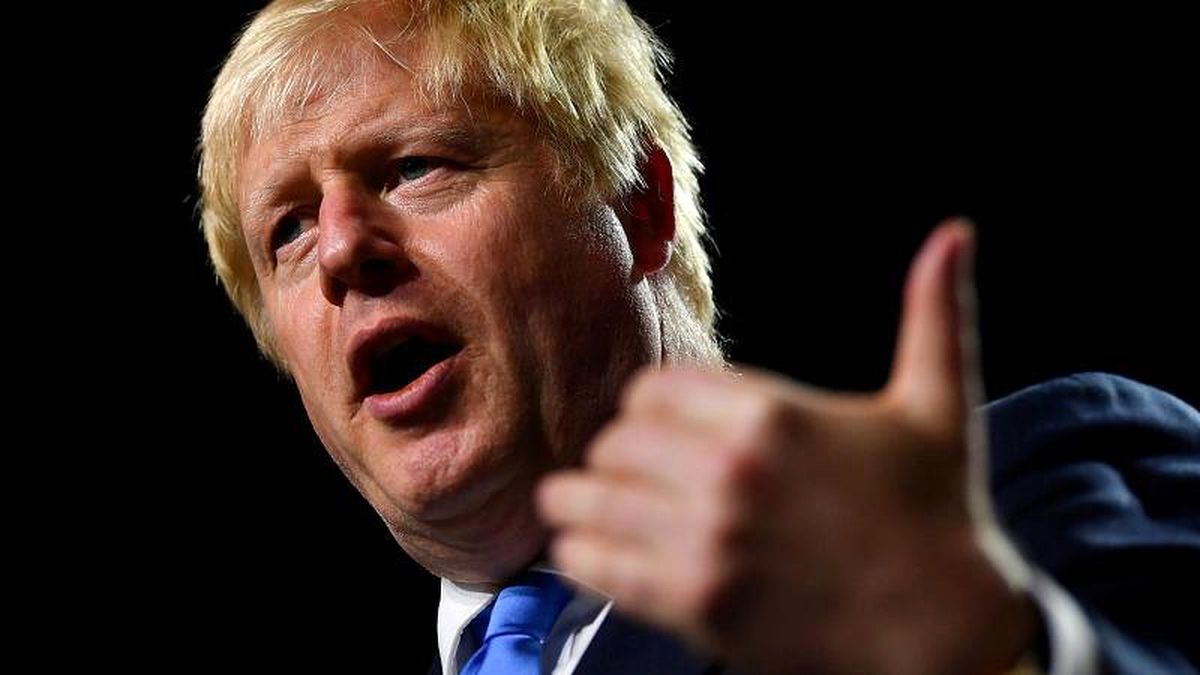 İngiltere\'de Muhafazakar Parti\'den anlaşmasız Brexit\'e karşı çıkanlara ihraç uyarısı