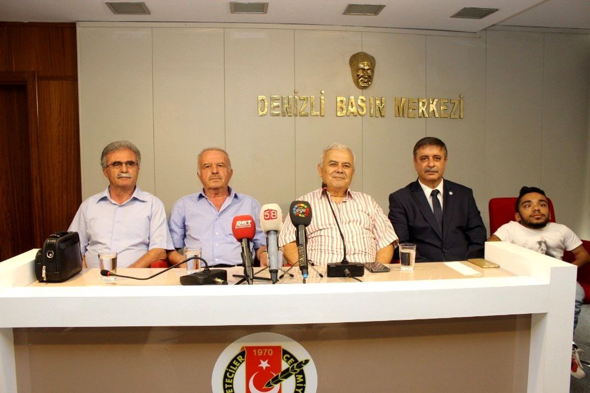 İyi Parti Denizli il yönetimi istifa etti