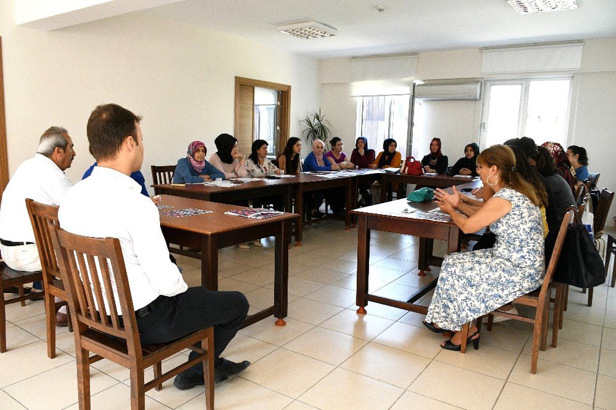 Karabük\'te sosyal yaşam merkezleri değerlendirme toplantısı