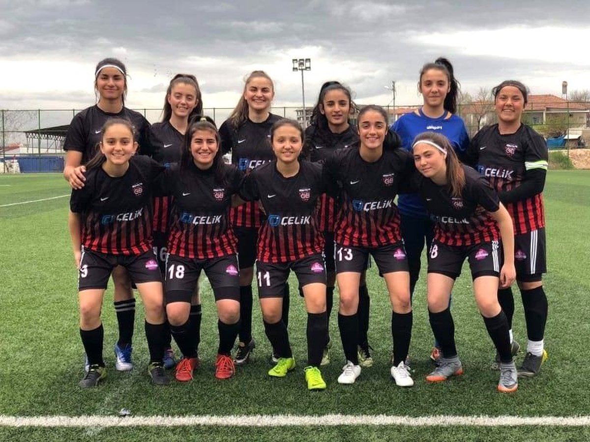 Milli takım için Kayseri\'den 4\'ü aynı takımdan 5 futbolcu çağrıldı