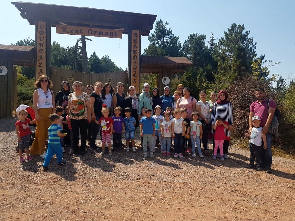 Miniklerden orman yangınlarına tepki yürüyüşü