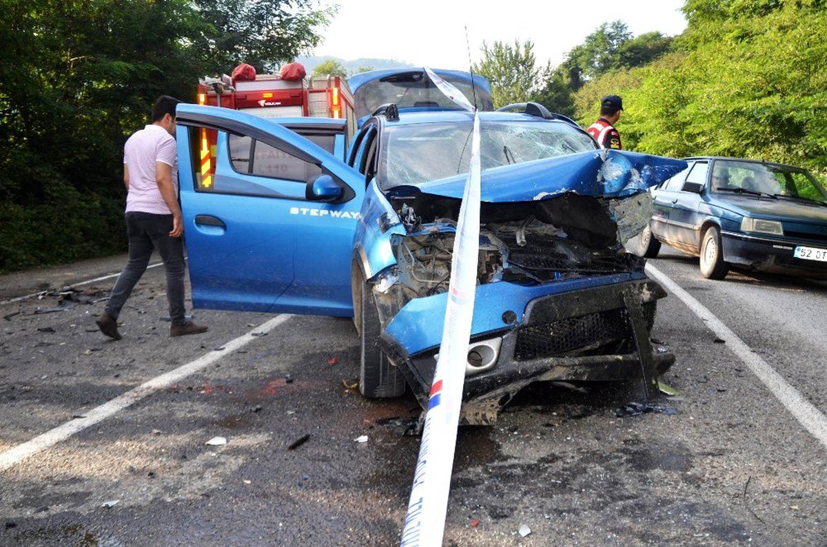 Ordu\'da zincirleme trafik kazası: 1 ölü, 1 yaralı