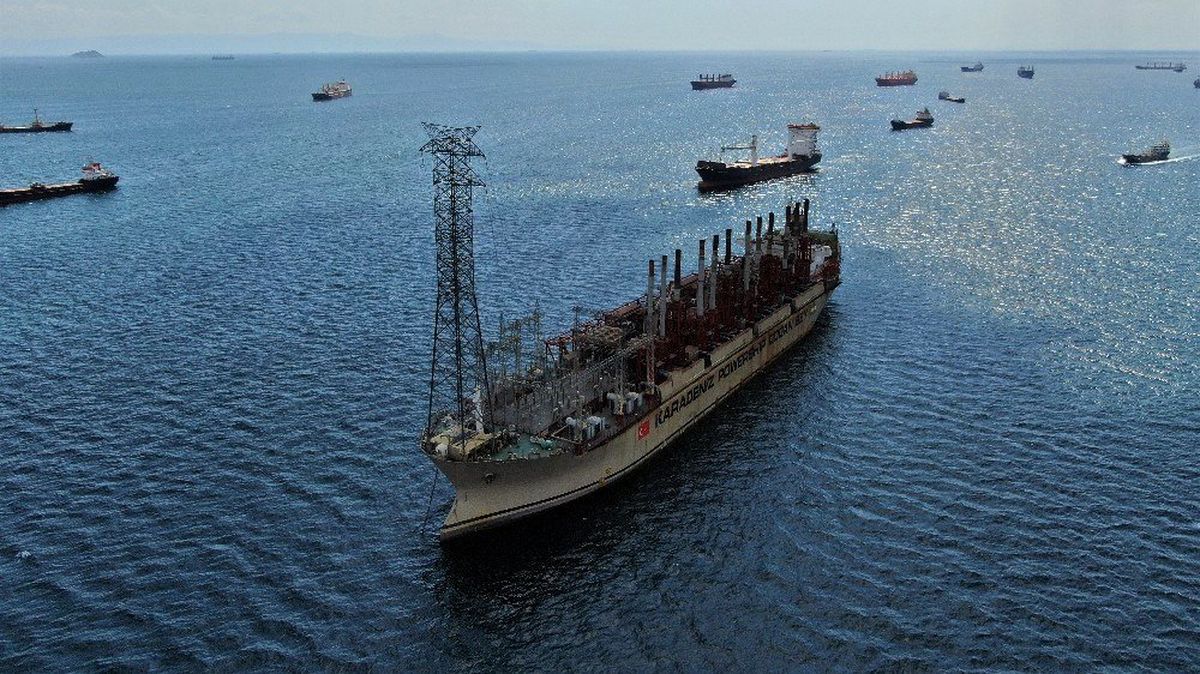(Özel) Yüzen enerji santrali İstanbul\'da