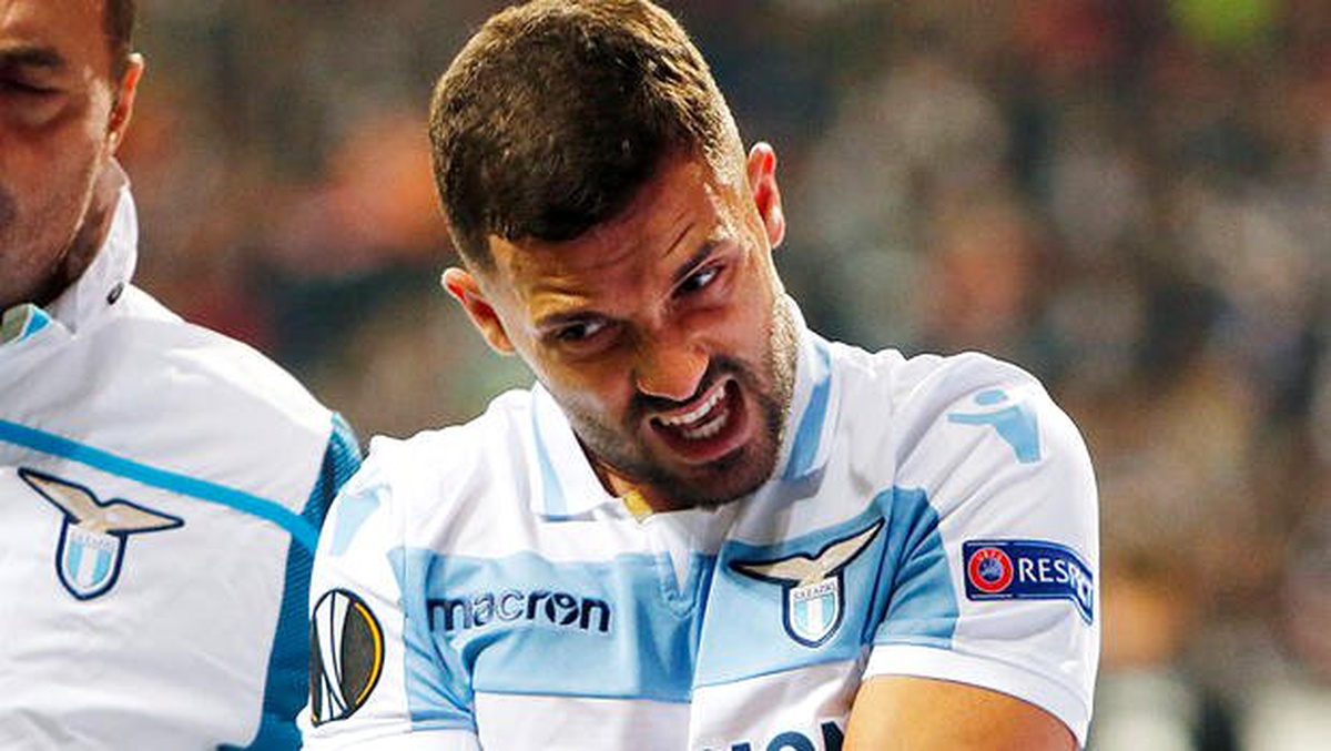 Rıza Durmisi Fenerbahçe\'ye mi? Sağlık kontrolünden geçemedi iddiasına cevap...