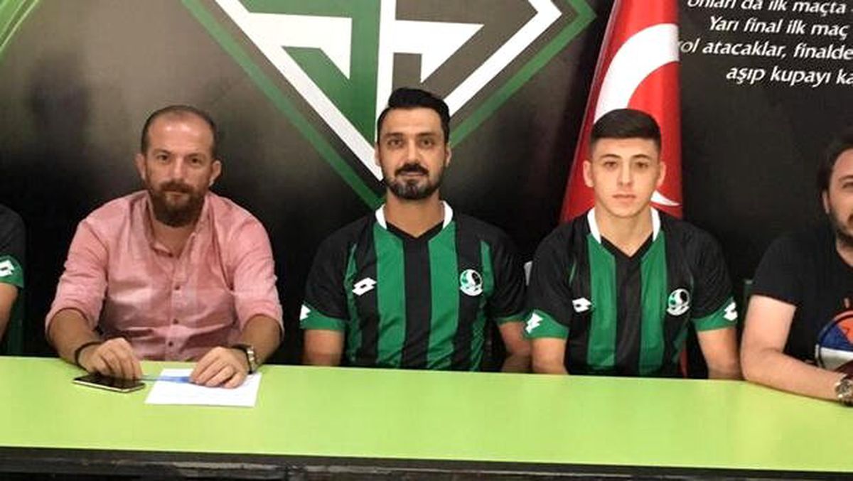 Sakaryaspor\'dan son günde 18 transfer!