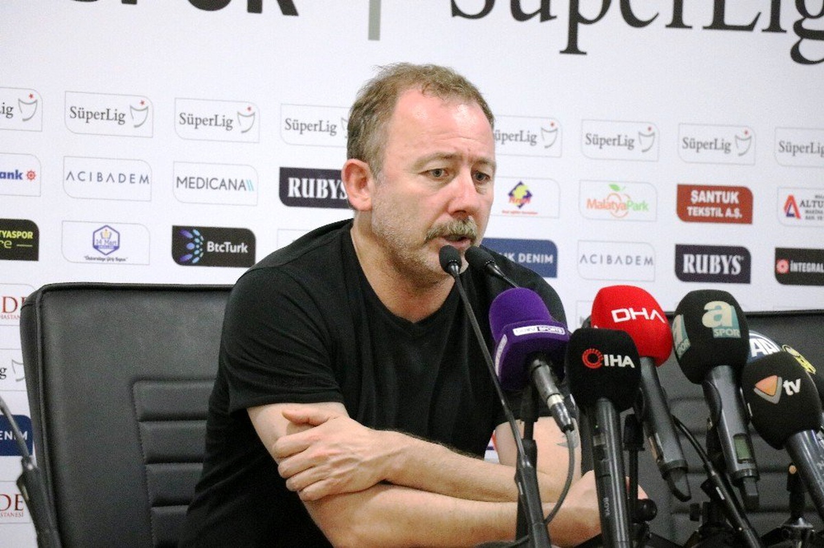 Sergen Yalçın: "İlk 45 dakikanın şokundayız"