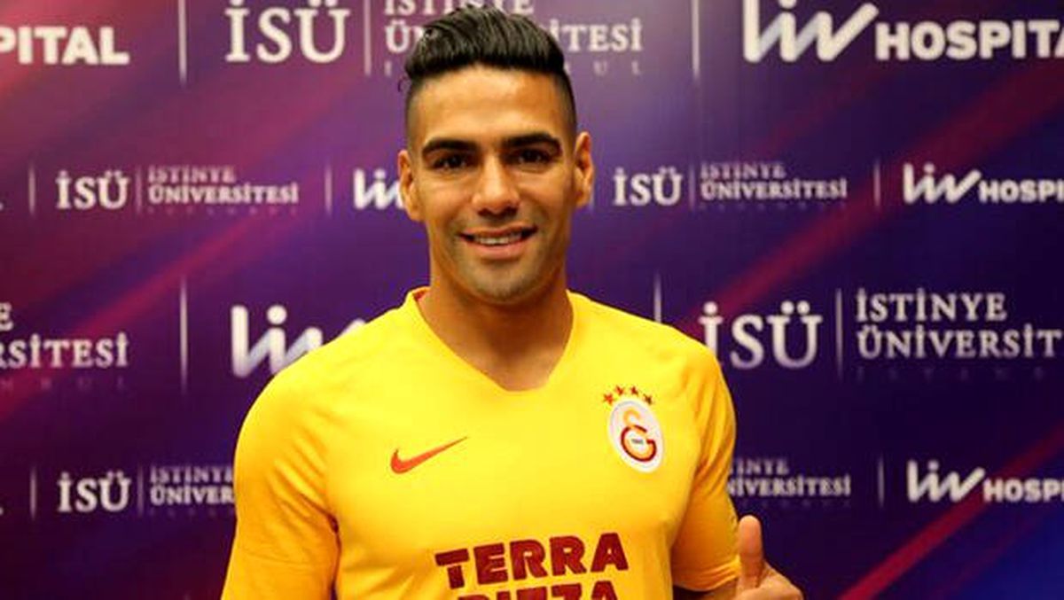 Son dakika: Galatasaray Radamel Falcao transferini KAP\'a bildirdi