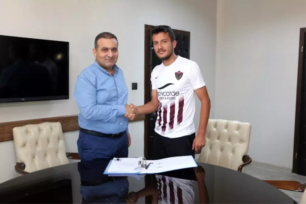 Transferin son gününde Hatayspor\'da 2 imza