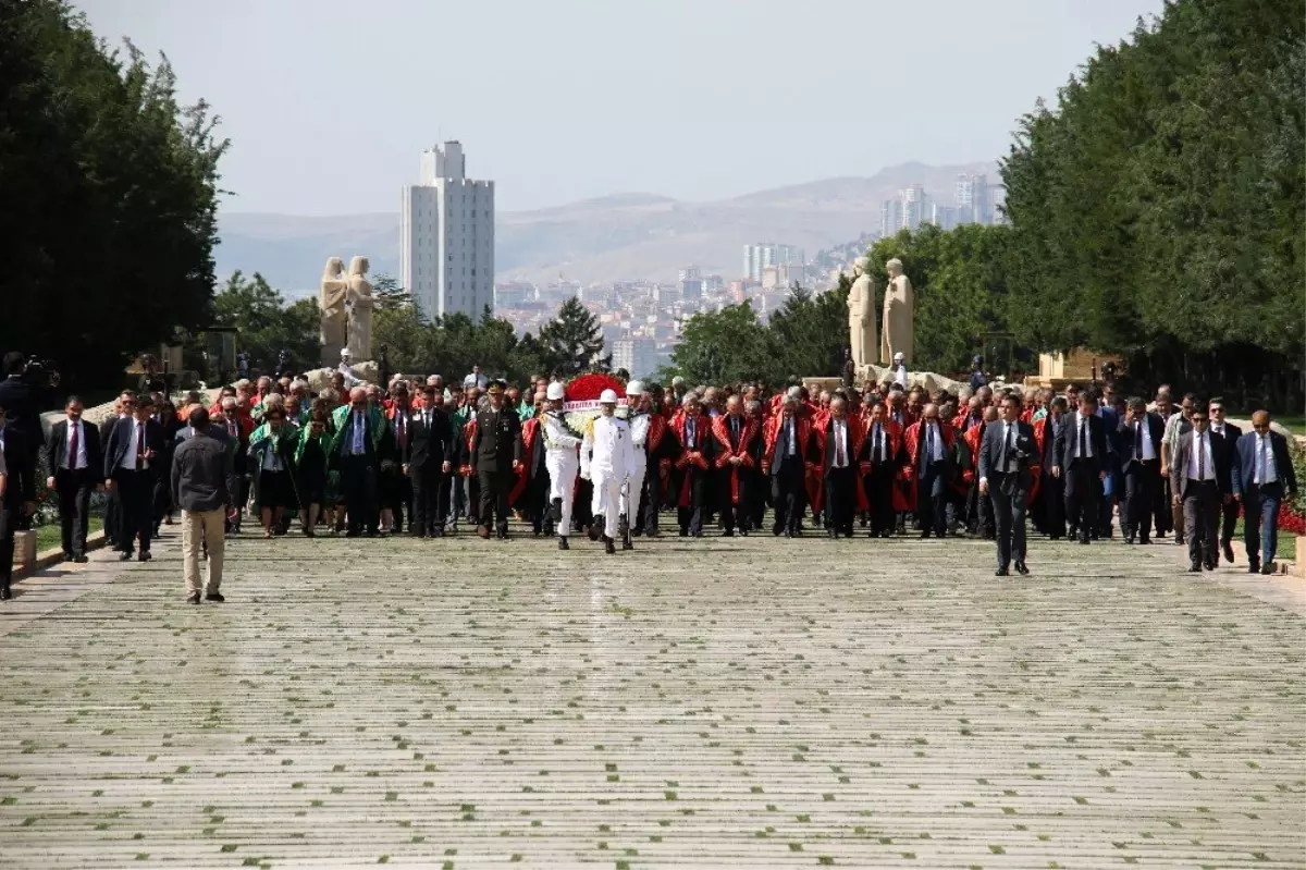 Yargıtay Başkanı Cirit, Anıtkabir\'i ziyaret etti