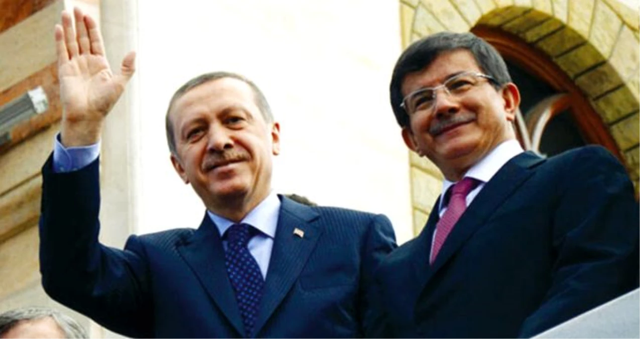 Davutoğlu\'nu ihraç etmek konusunda temkinli davranan Erdoğan\'ın bu kararı nasıl aldığı ortaya çıktı