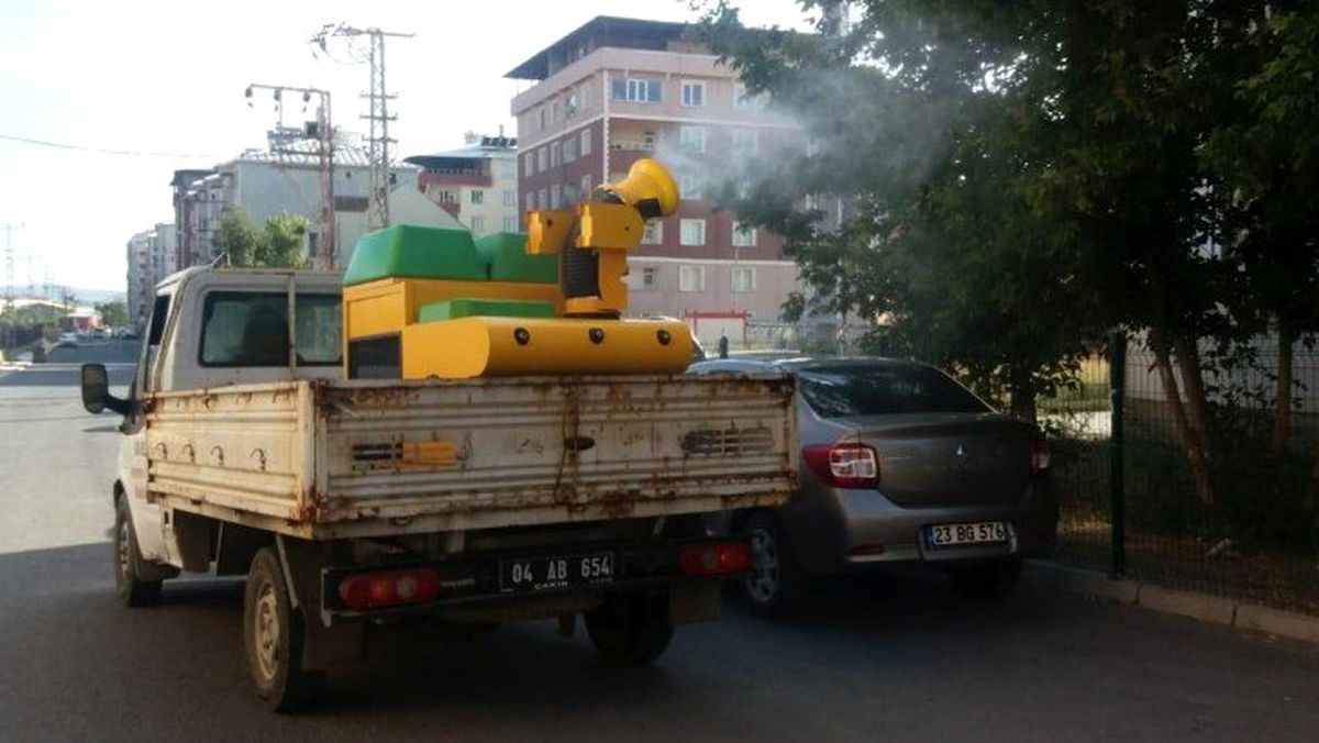 Ağrı Belediyesi ilaçlama çalışmaları