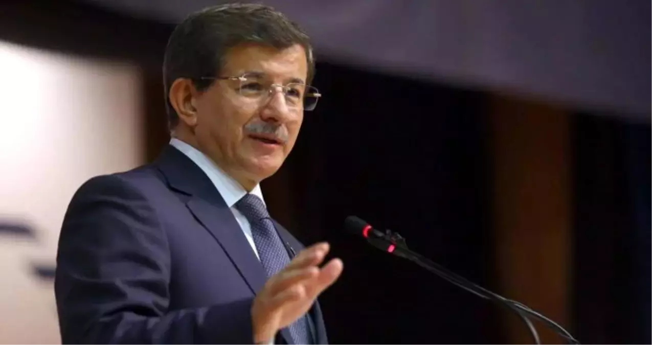 Ahmet Davutoğlu\'nun ekibinden "ihraç" yanıtı: Yeni parti çalışması hızlanacak