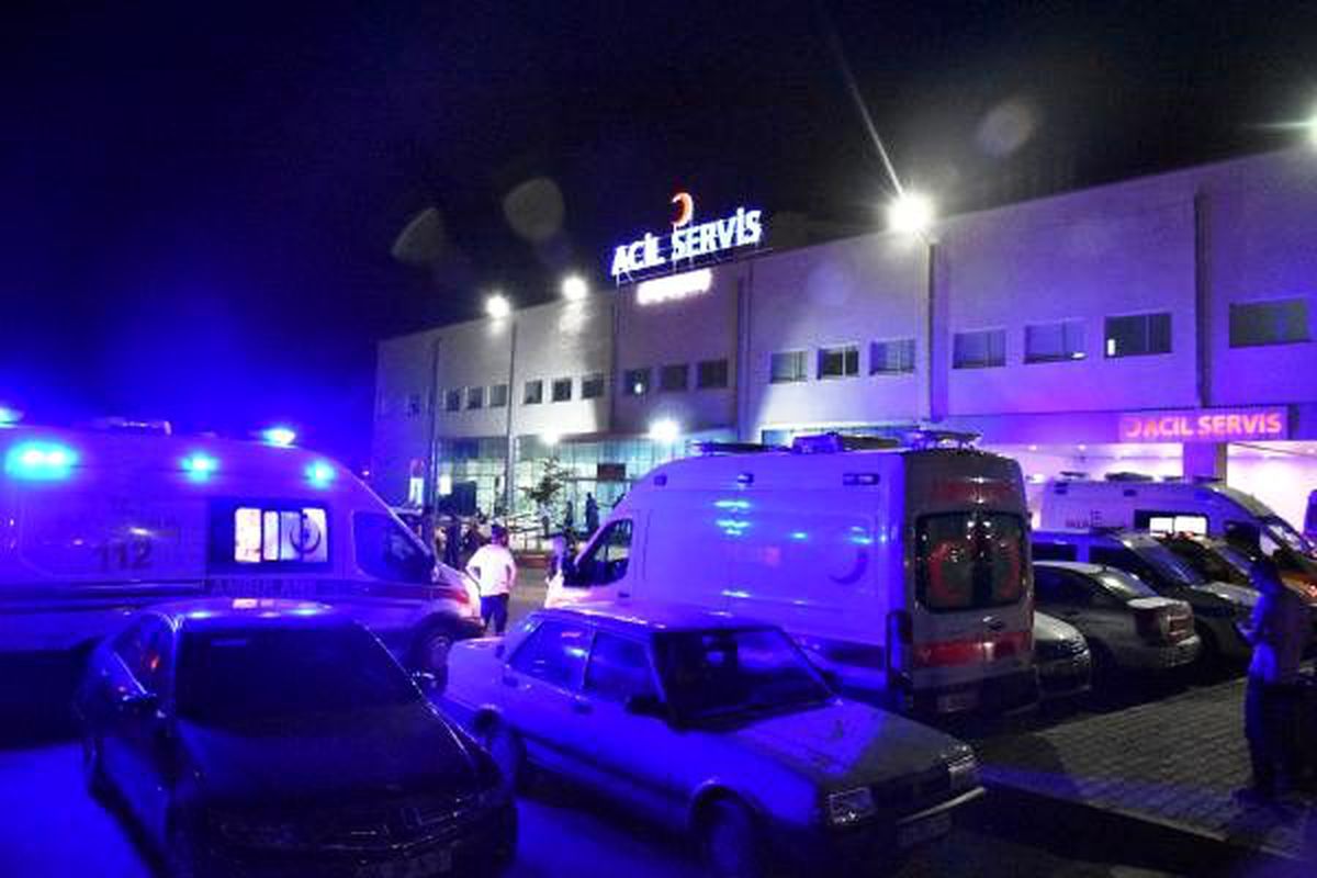 Balkondan düşen küçük ikranur yaralandı