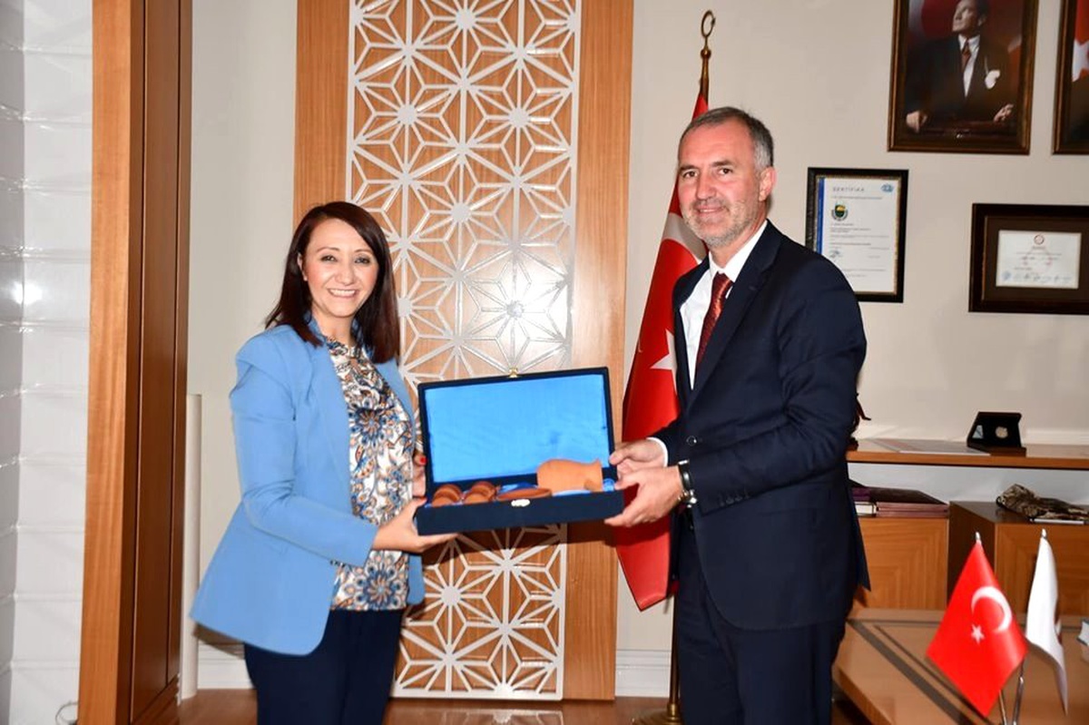 Başkan Tekin\'inden İnegöl Belediyesine ziyaret