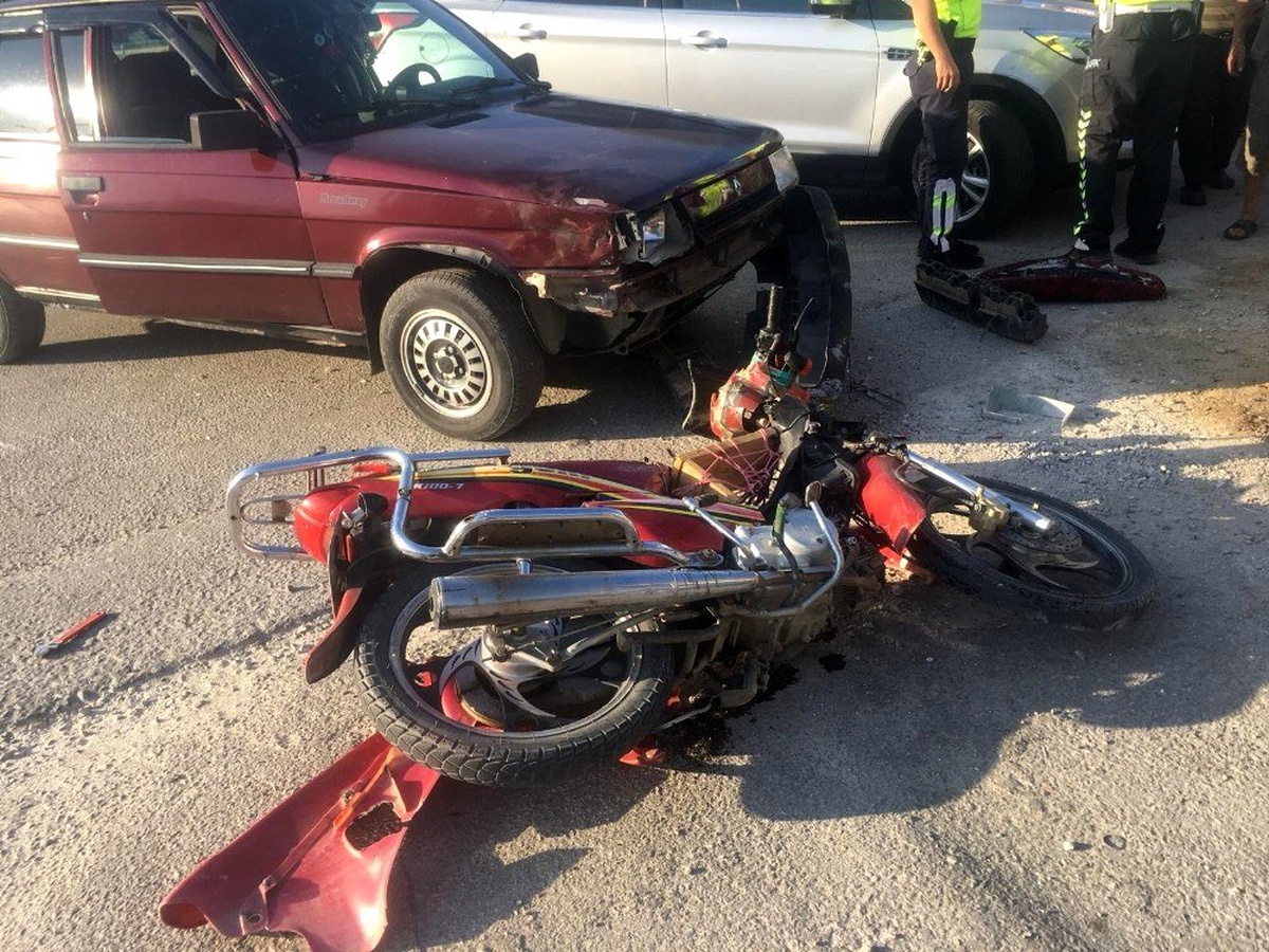 Boyabat\'ta motosiklet ile otomobil çarpıştı: 1 yaralı
