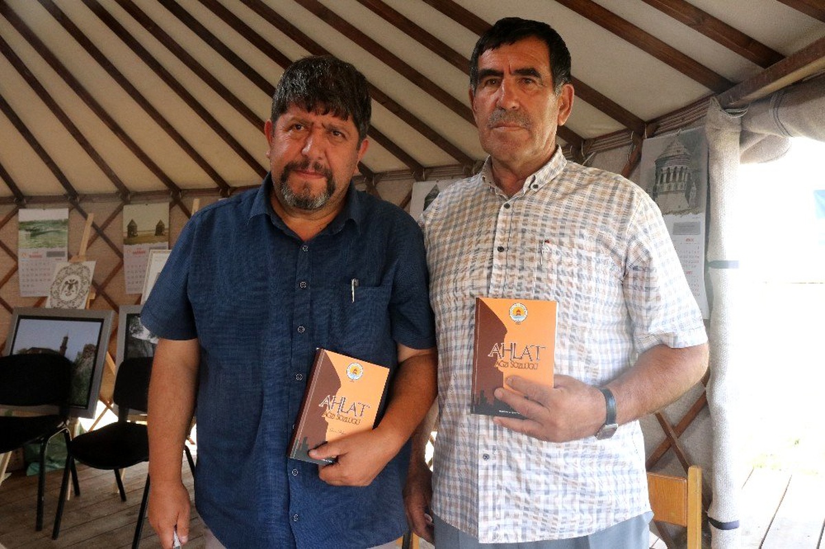 Eğitimci Güven Ayber\'in \'Ahlat Ağzı Sözlüğü\' adlı kitabı çıktı