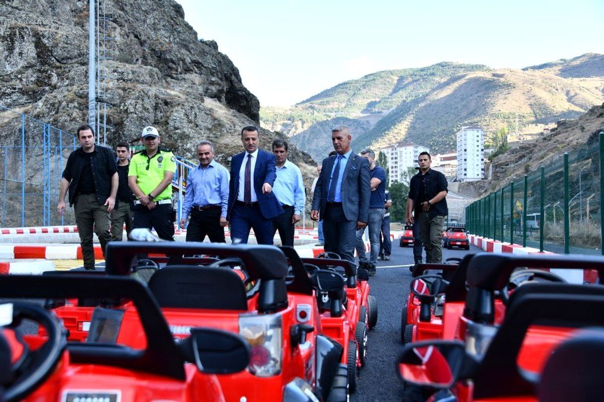 Gümüşhane\'de Çocuk Trafik Eğitim Parkı tamamlandı