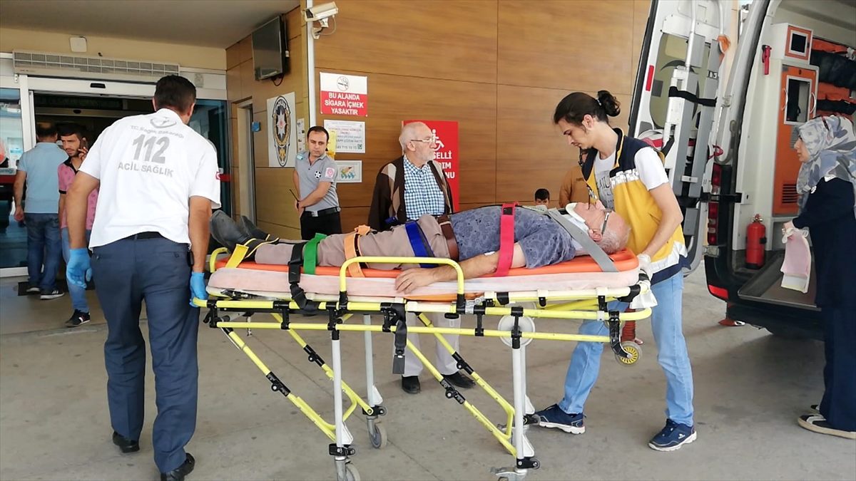 İnegöl\'de minibüsün çarptığı bisikletli yaralandı