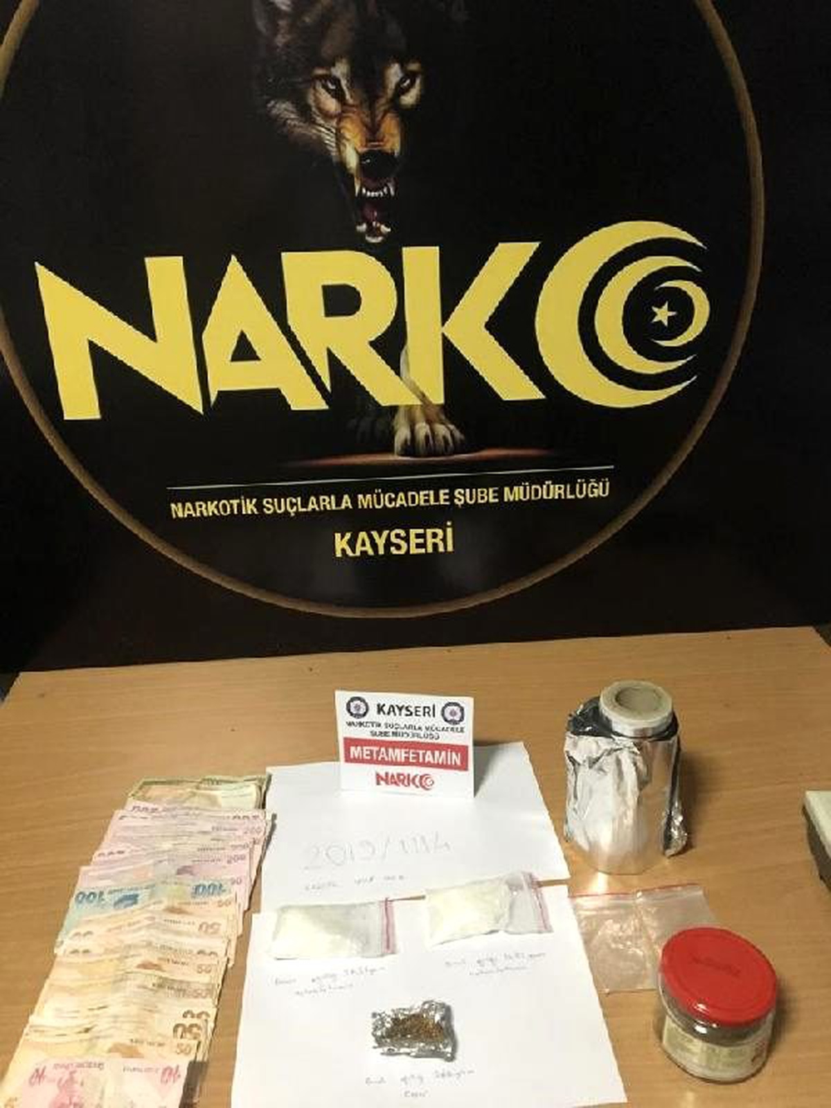 Karı-kocaya uyuşturucudan tutuklama