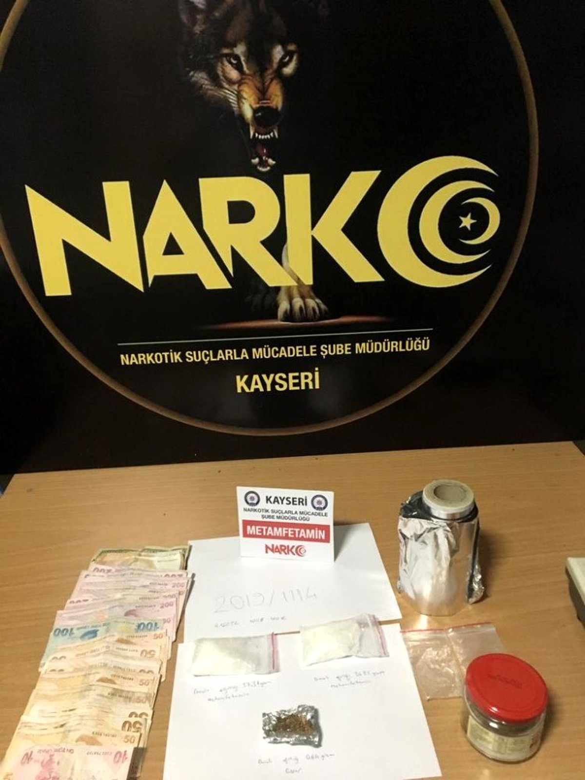 Kayseri polisi uyuşturucuya geçit vermiyor: 2 gözaltı