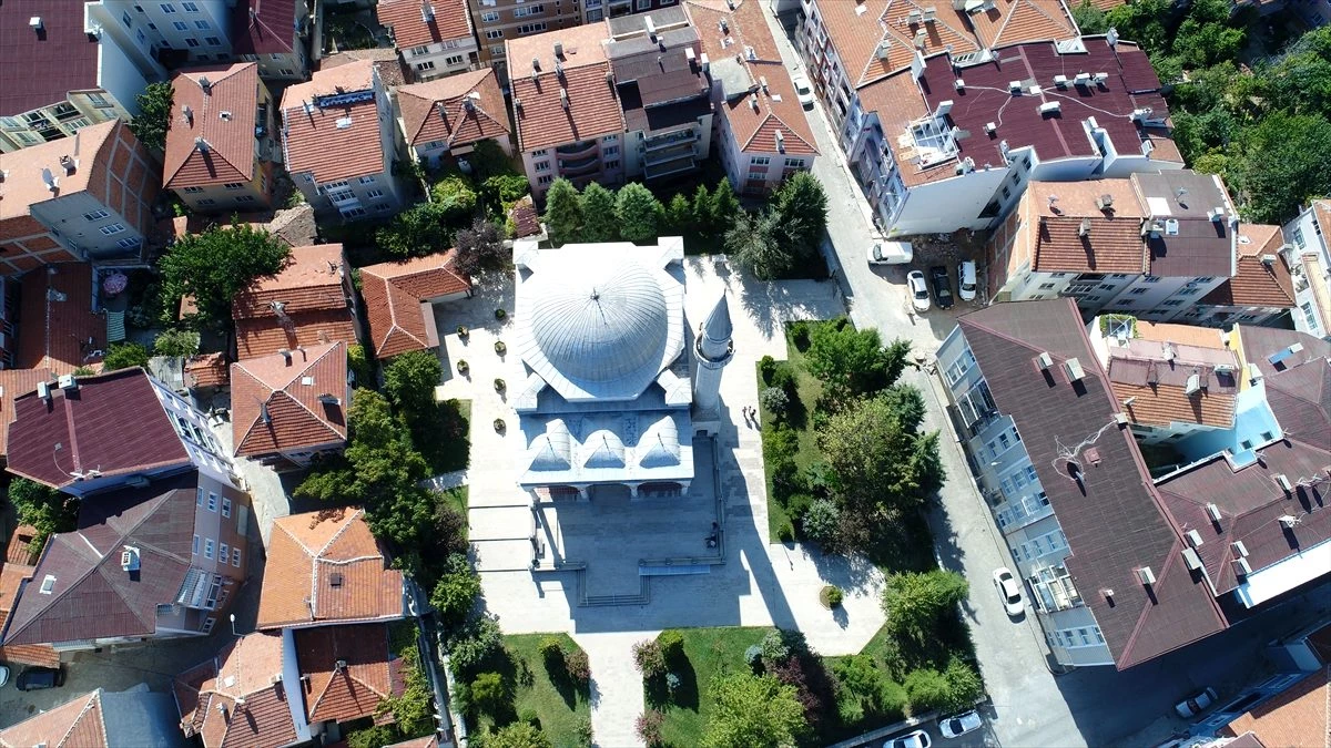 Mimar Sinan eseri tarihi cami bahçesine çocuk parkı kurulacak