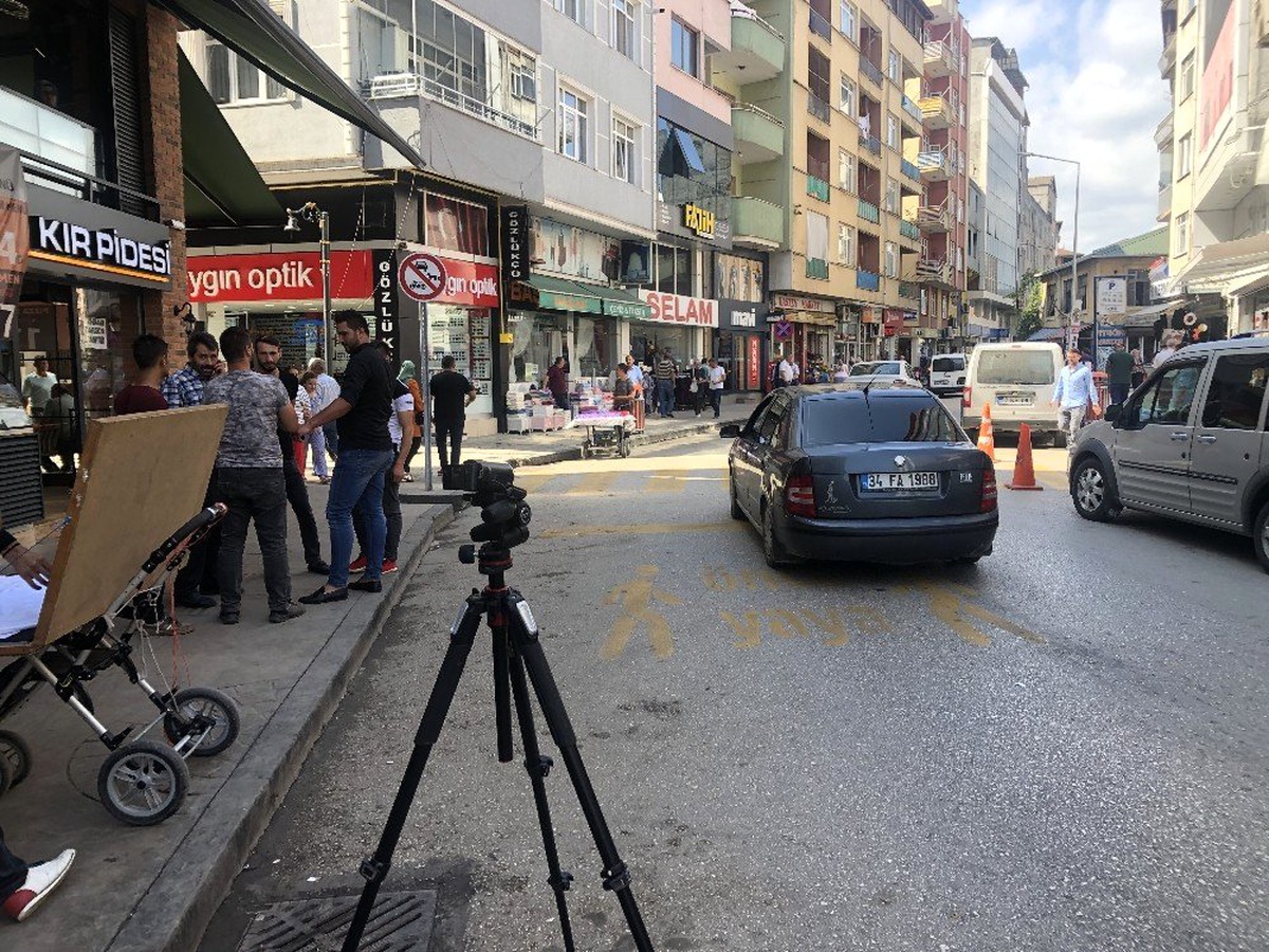 Yayalara yol vermeyen sürücülere ceza