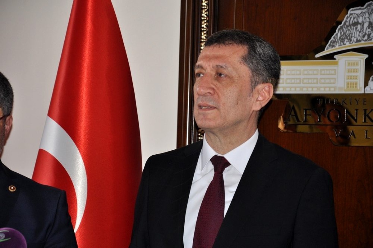 Bakan Selçuk, yeni öğretmen odası modelinin tanıtımını yaptı