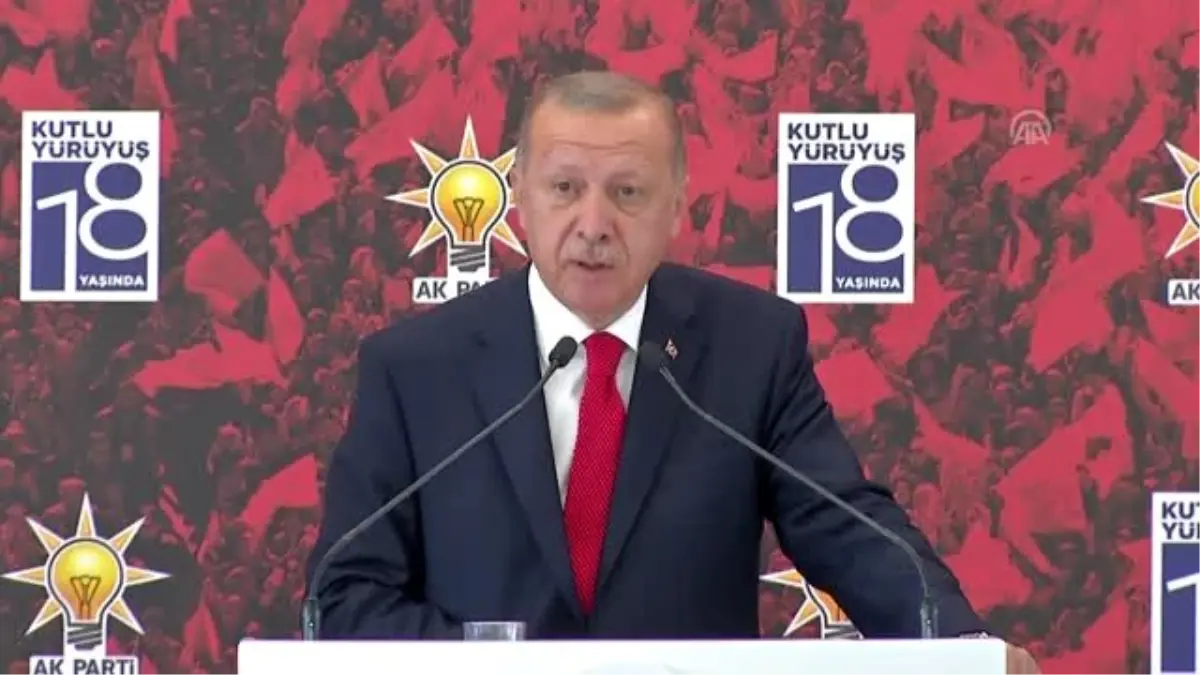 Cumhurbaşkanı Erdoğan: "Şehirlerimizi şu anda dolaşan fitne tüccarları var"