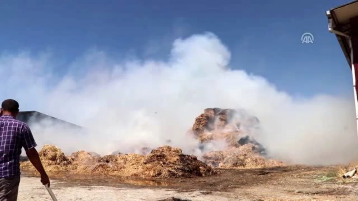 Elazığ\'da 70 ton saman yandı